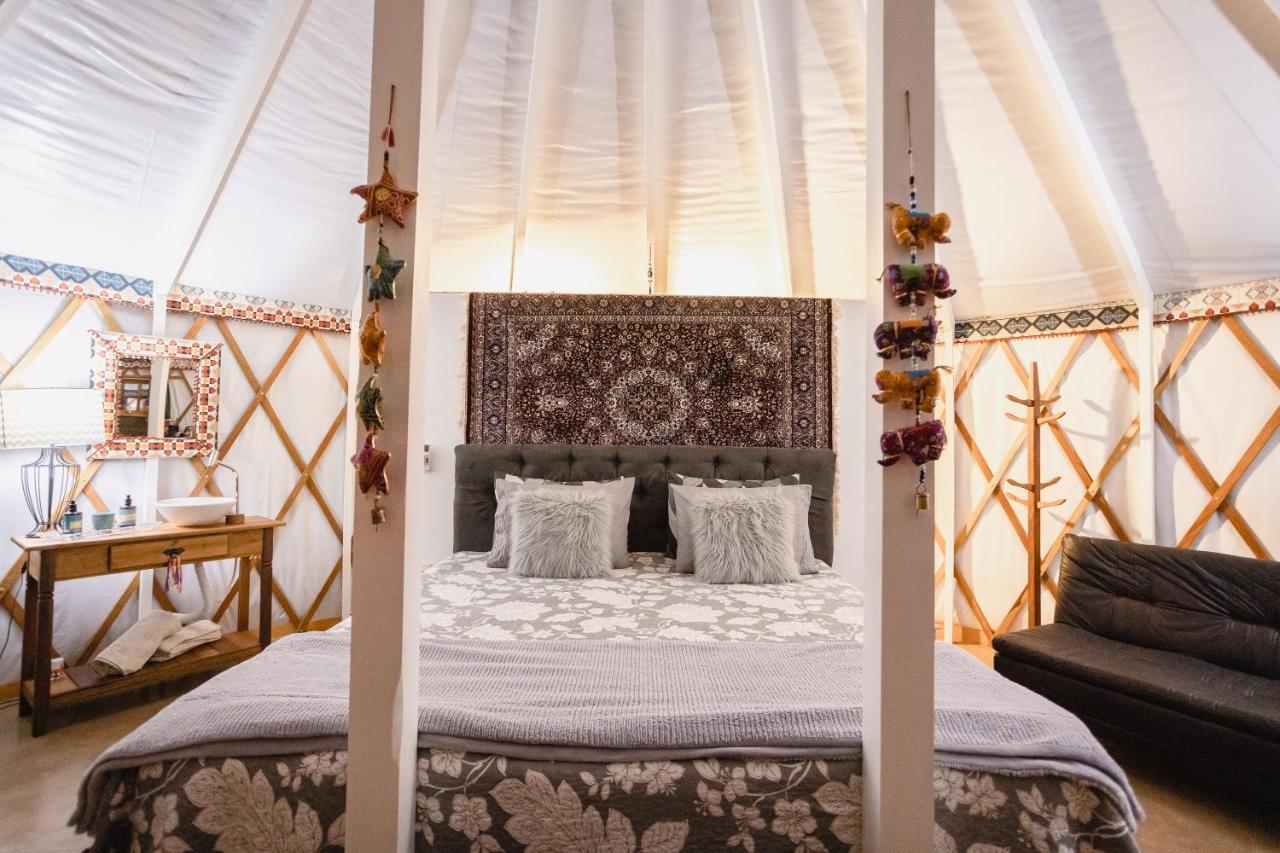 Отель Yurt, Romantico E Luxuoso, Natureza E Cachoeiras Жакутинга Экстерьер фото